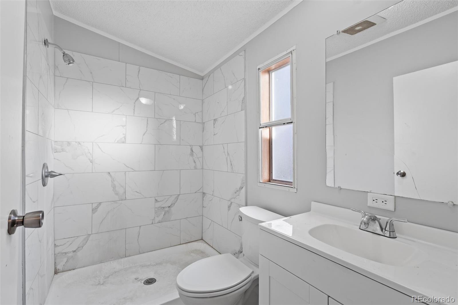 1095 Western Drive Colorado Springs CO 80915