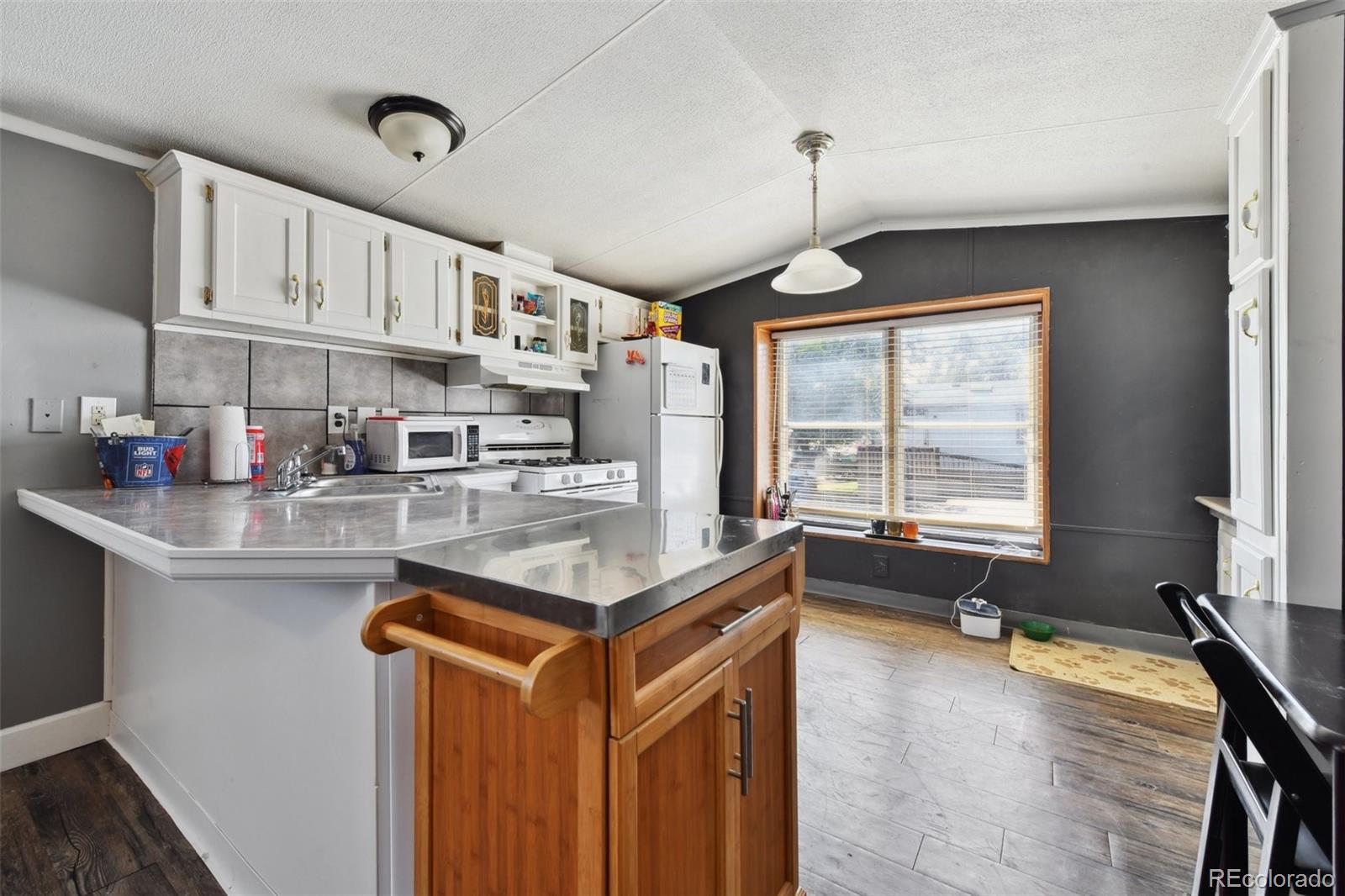 9400 Elm Court Denver CO 80260