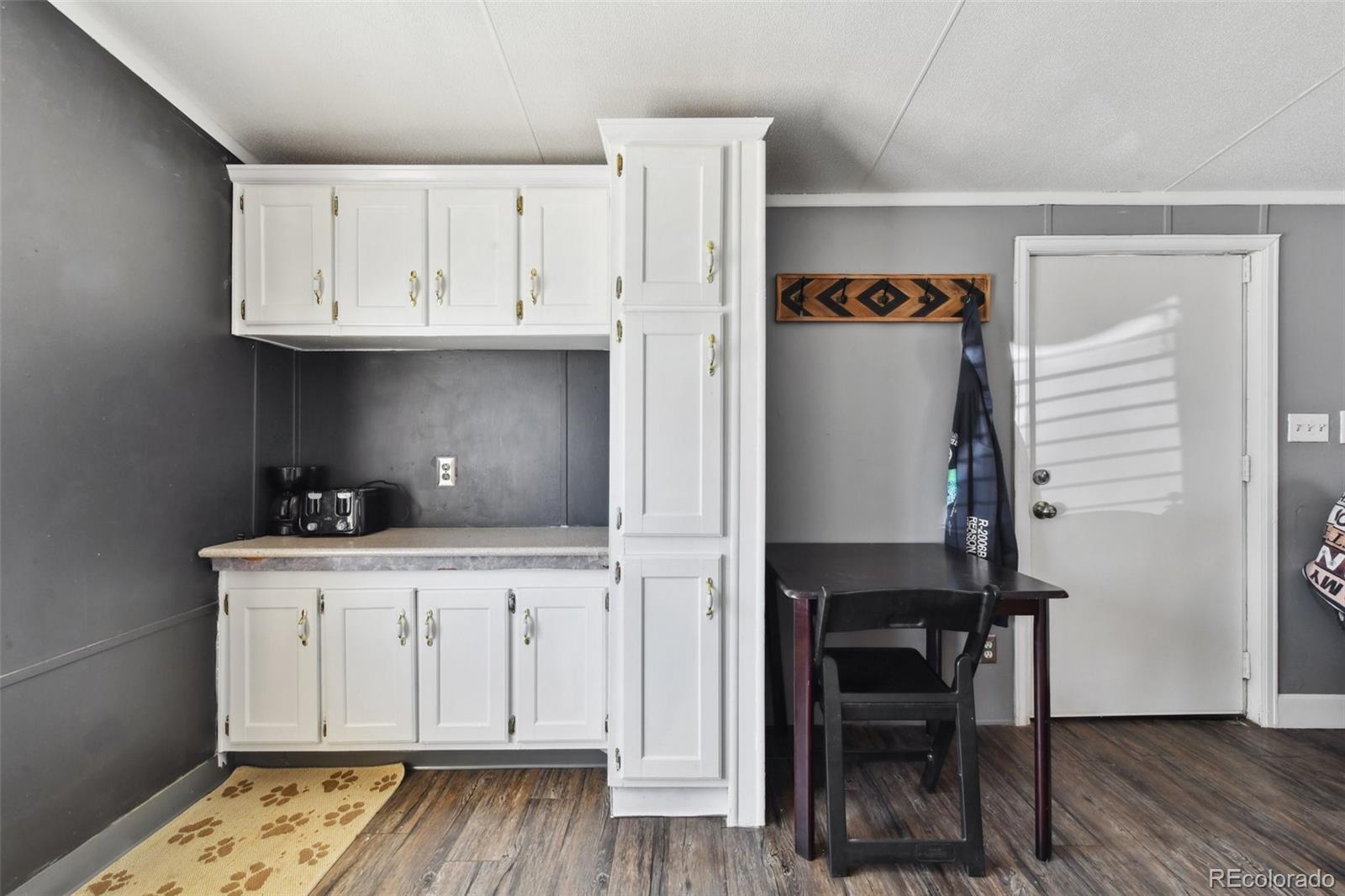 9400 Elm Court Denver CO 80260