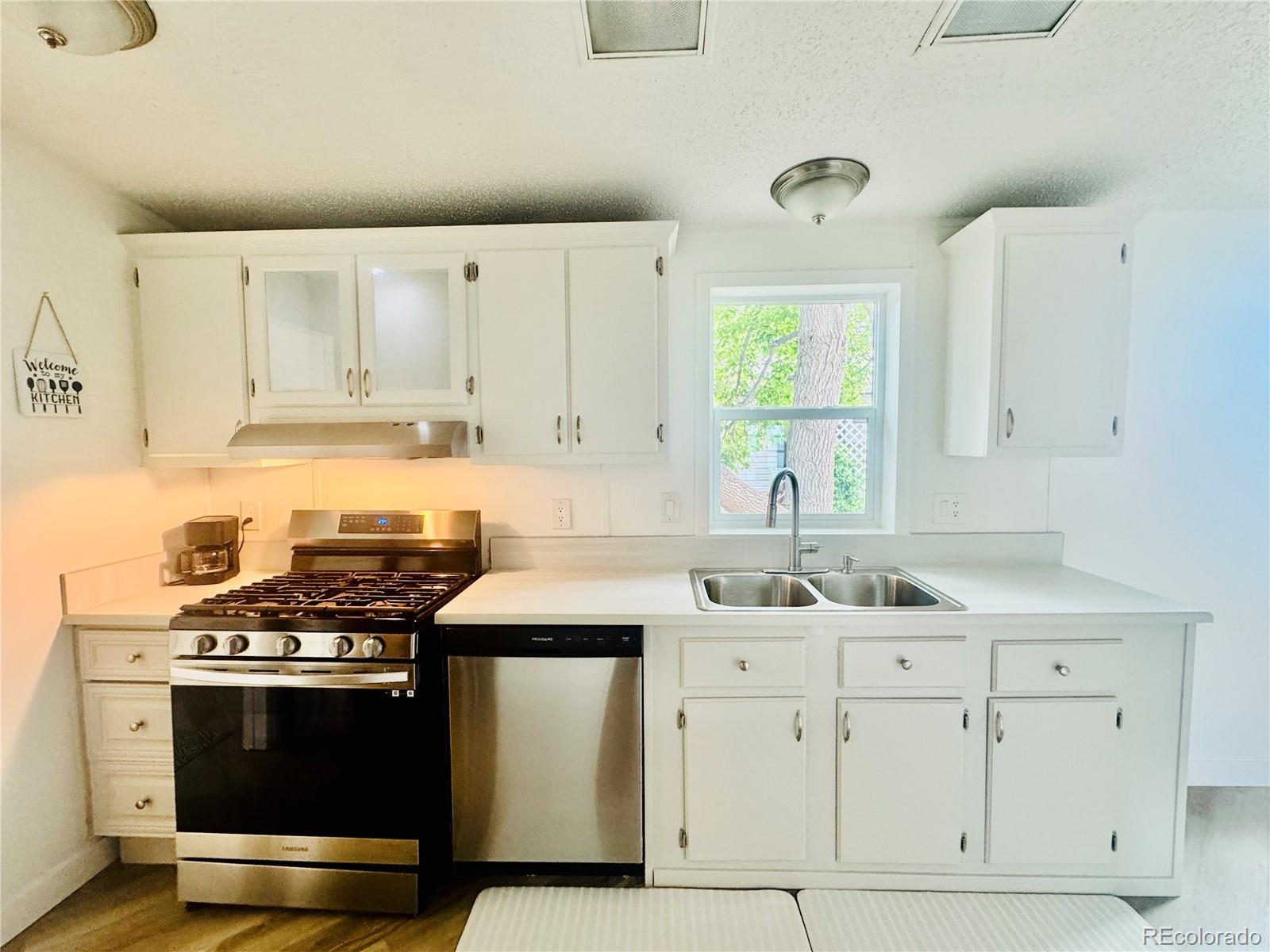 712 Oriole Drive Lafayette CO 80026