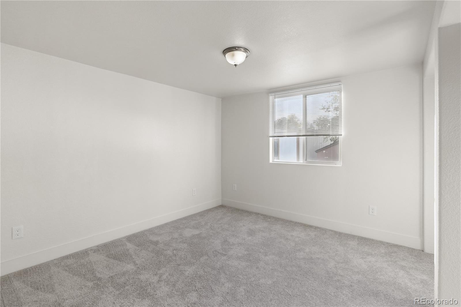 1095 Western Drive Colorado Springs CO 80915