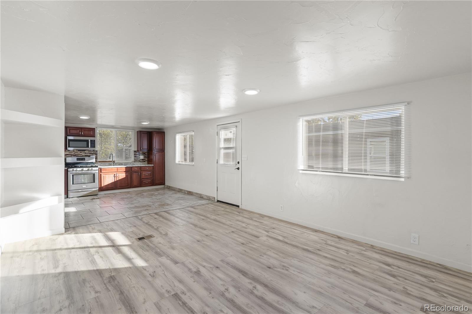 1095 Western Drive Colorado Springs CO 80915