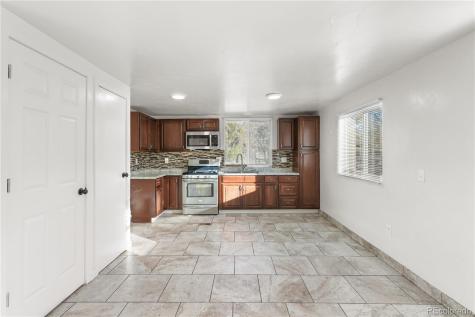1095 Western Drive Colorado Springs CO 80915