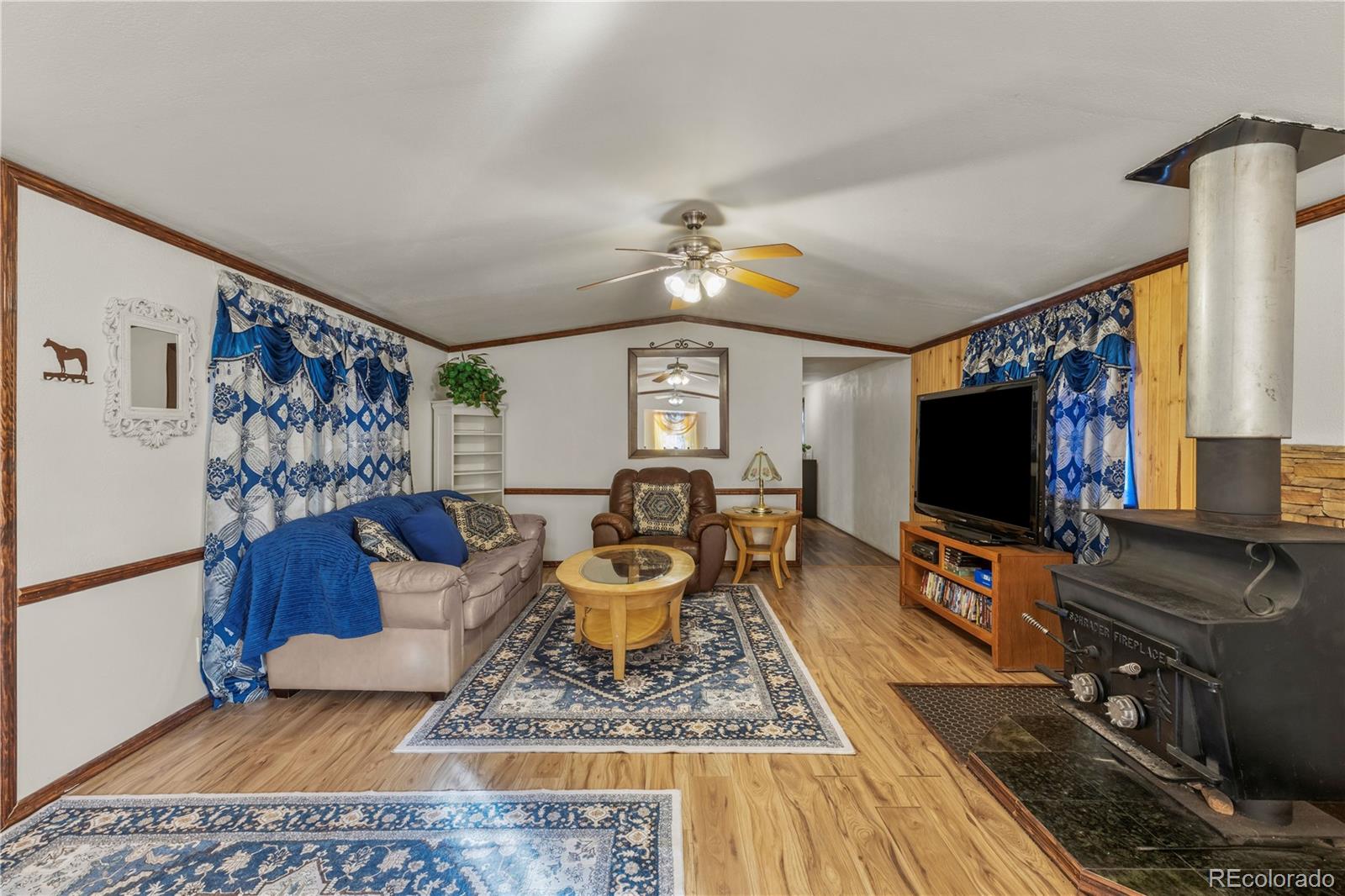 19570 E Highway 24 Woodland Park CO 80863