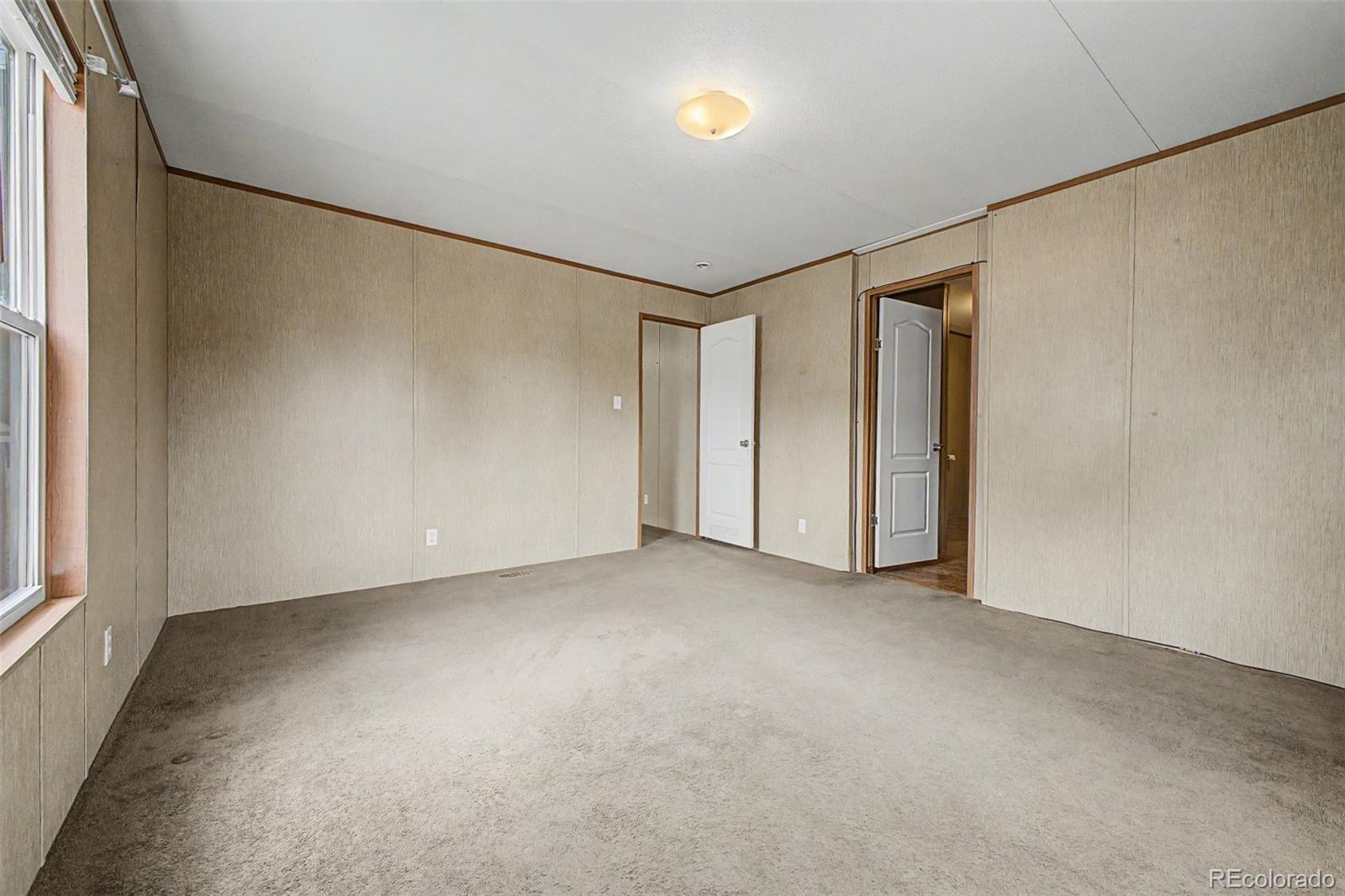 1095 Western Drive Colorado Springs CO 80915