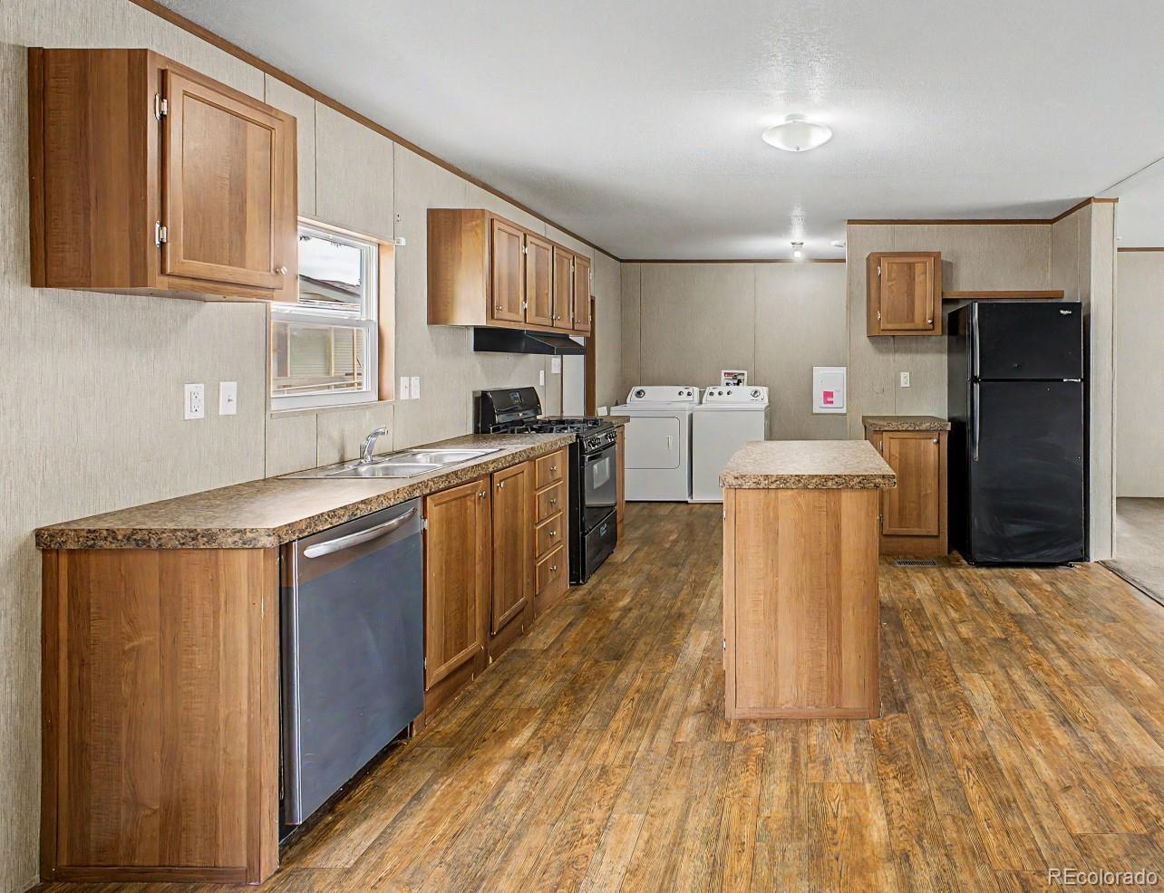 1095 Western Drive Colorado Springs CO 80915