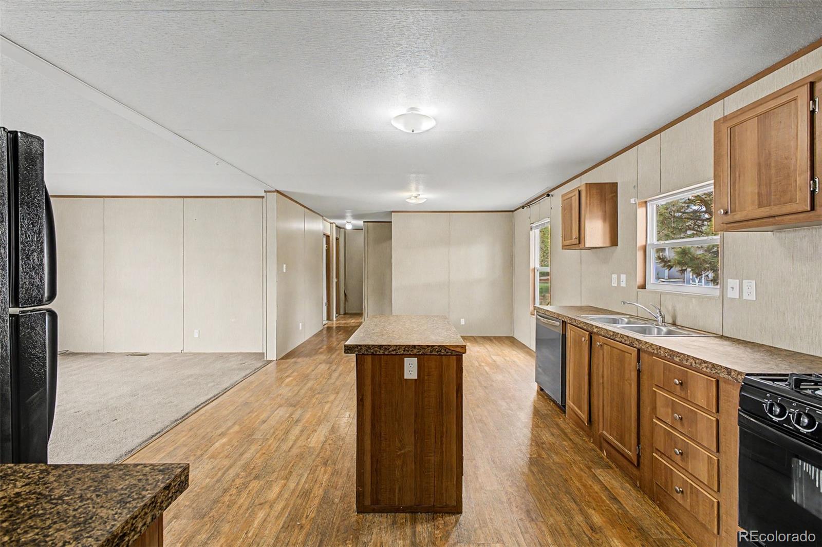 1095 Western Drive Colorado Springs CO 80915