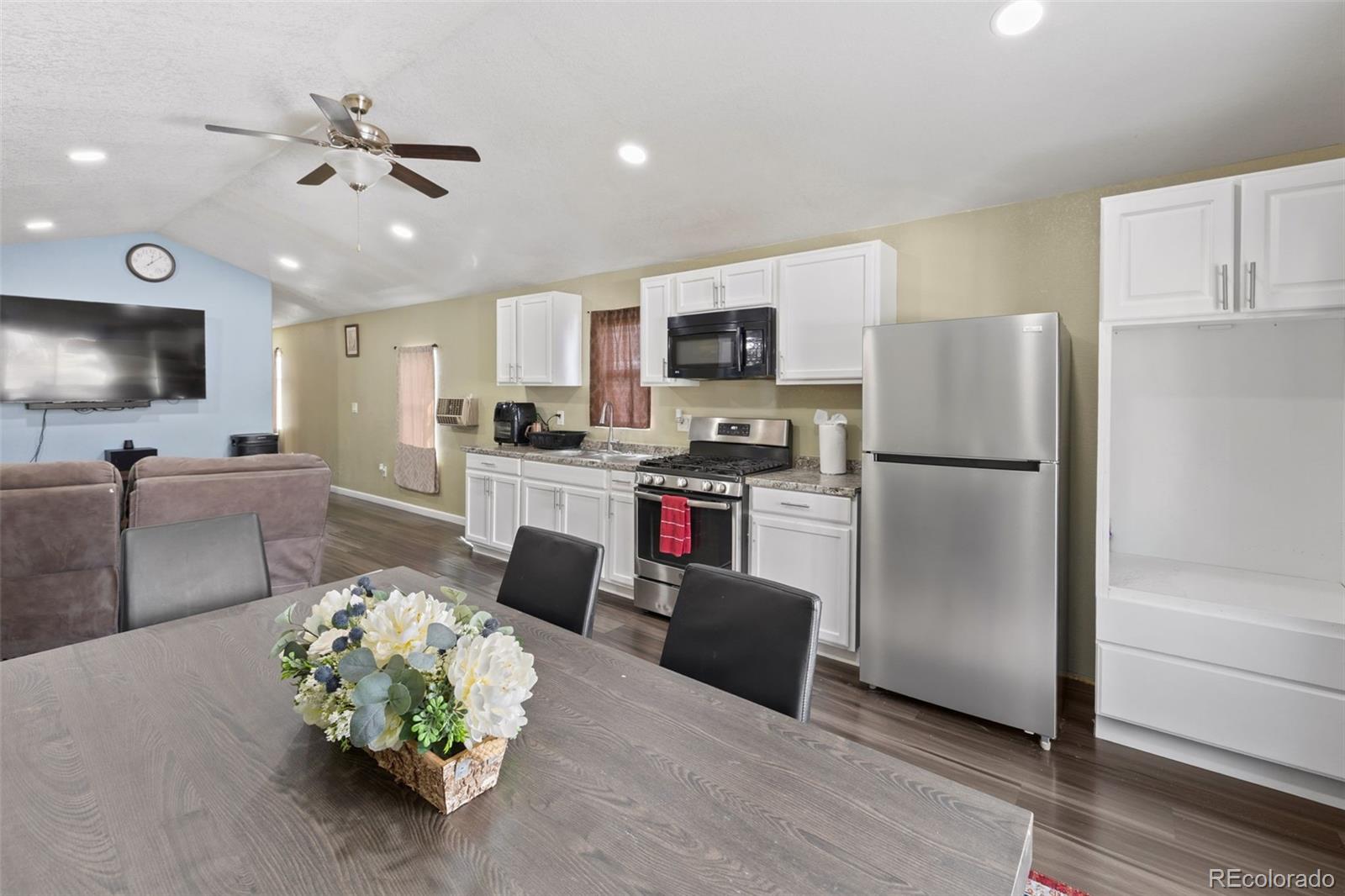 4825 Astrozon Boulevard Colorado Springs CO 80916