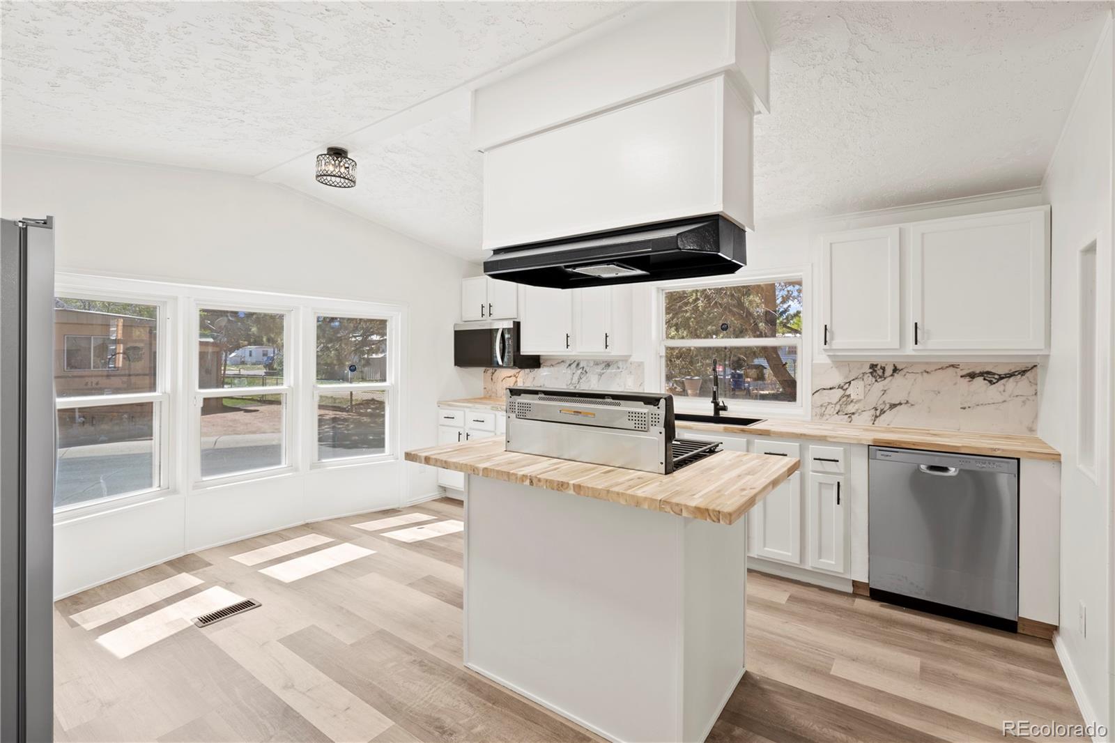 2840 S Circle Colorado Springs CO 80906