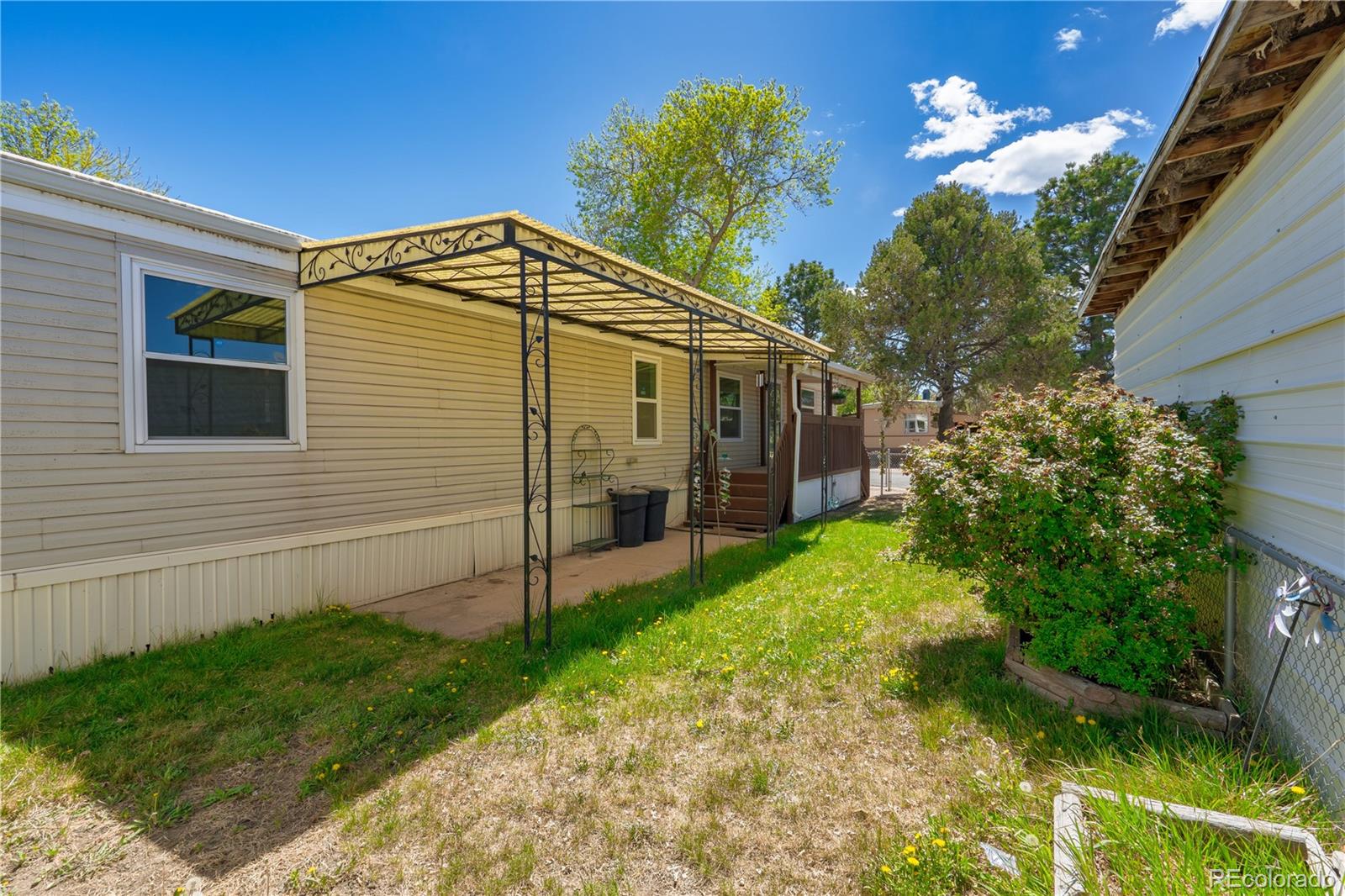 2840 S Circle Colorado Springs CO 80906
