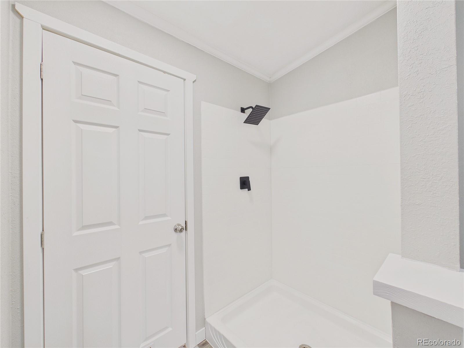 9400 Elm Court Denver CO 80260