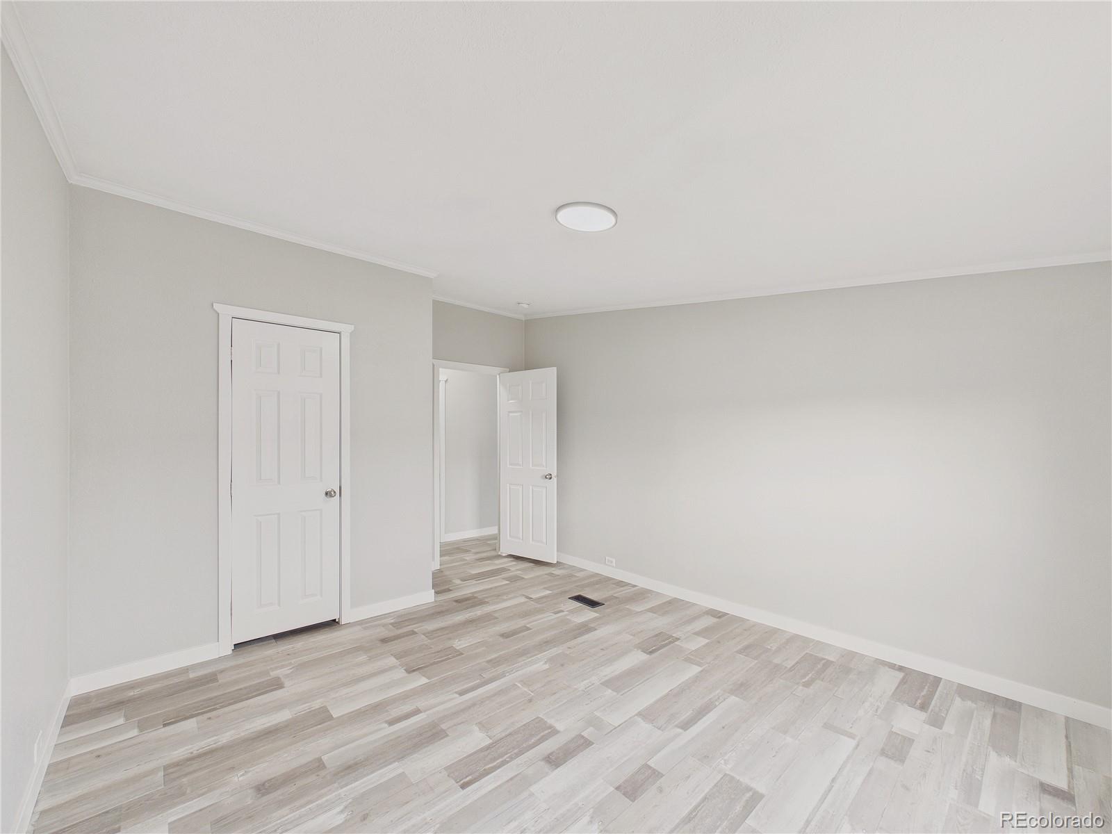 9400 Elm Court Denver CO 80260