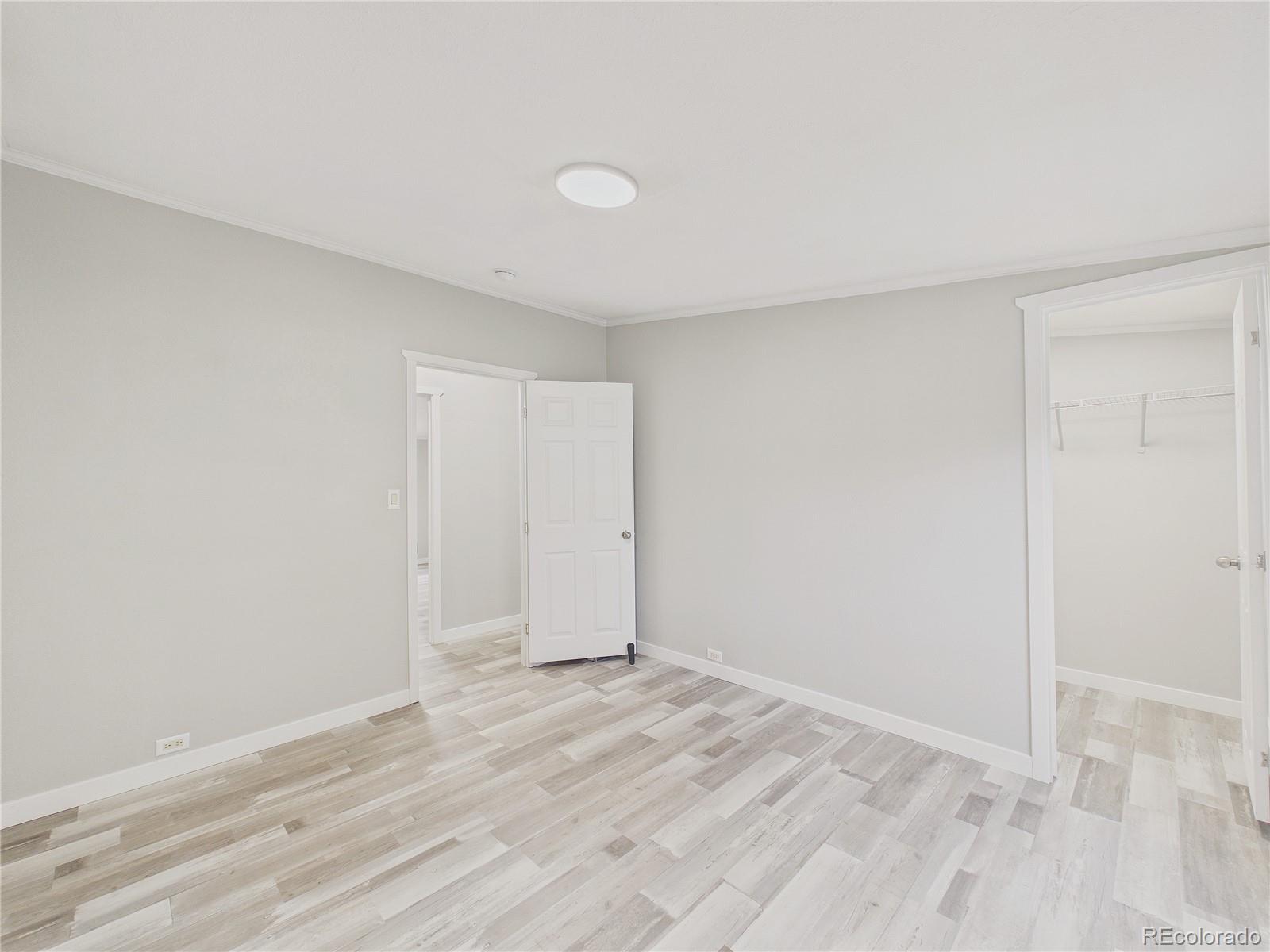 9400 Elm Court Denver CO 80260