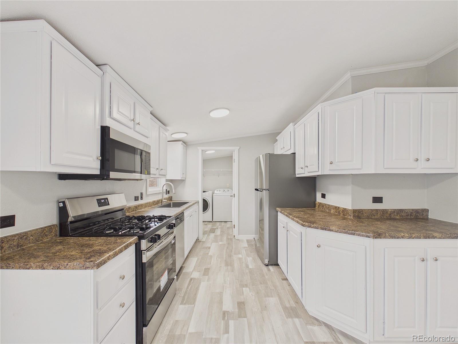 9400 Elm Court Denver CO 80260