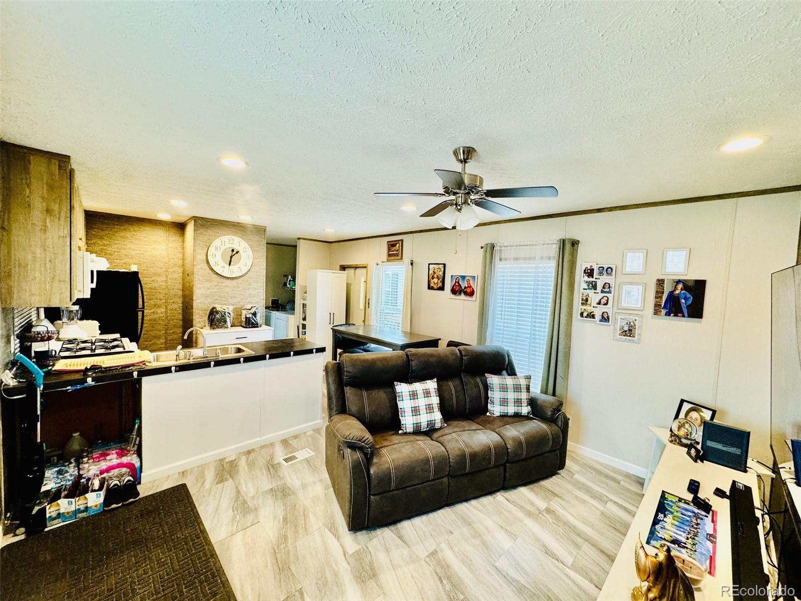 Commerce City CO, 5971 E 69th Avenue #2