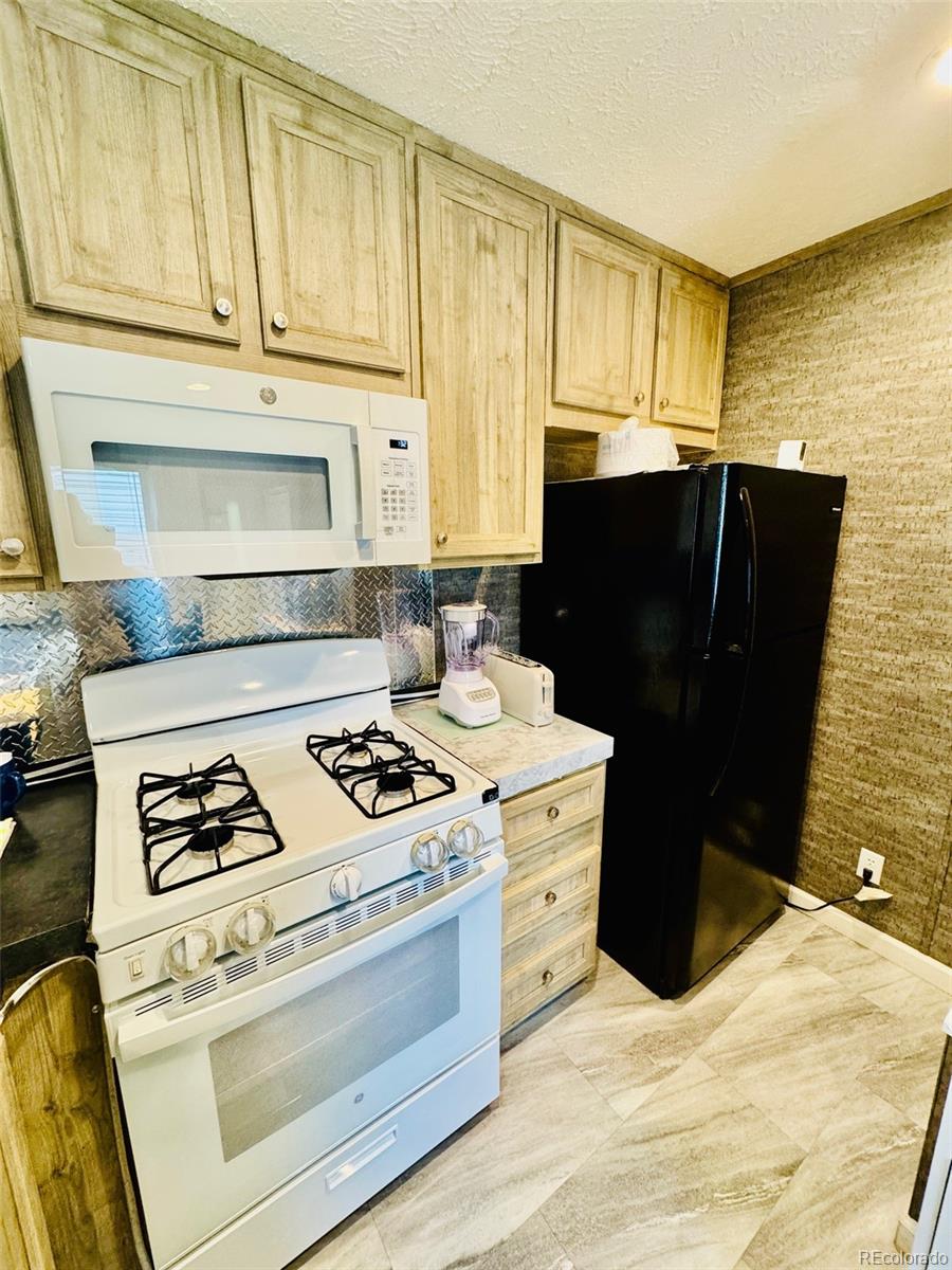5971 E 69th Avenue #2 Commerce City CO 80022
