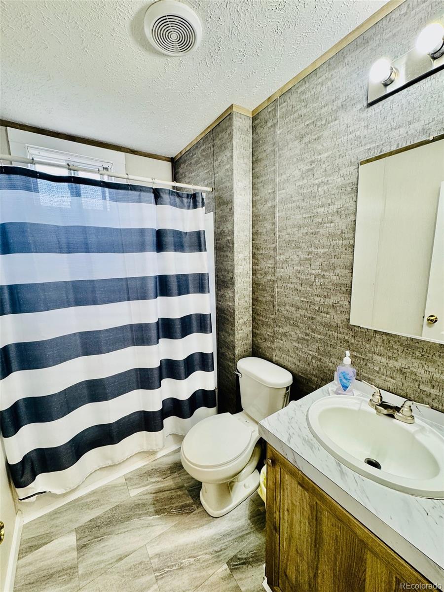 5971 E 69th Avenue #2 Commerce City CO 80022