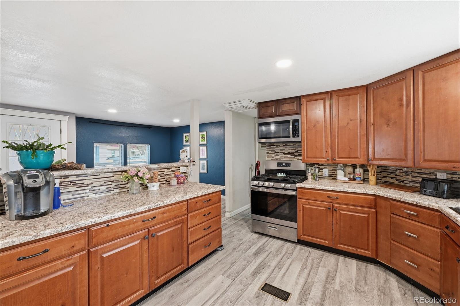 1095 Western Drive Colorado Springs CO 80915