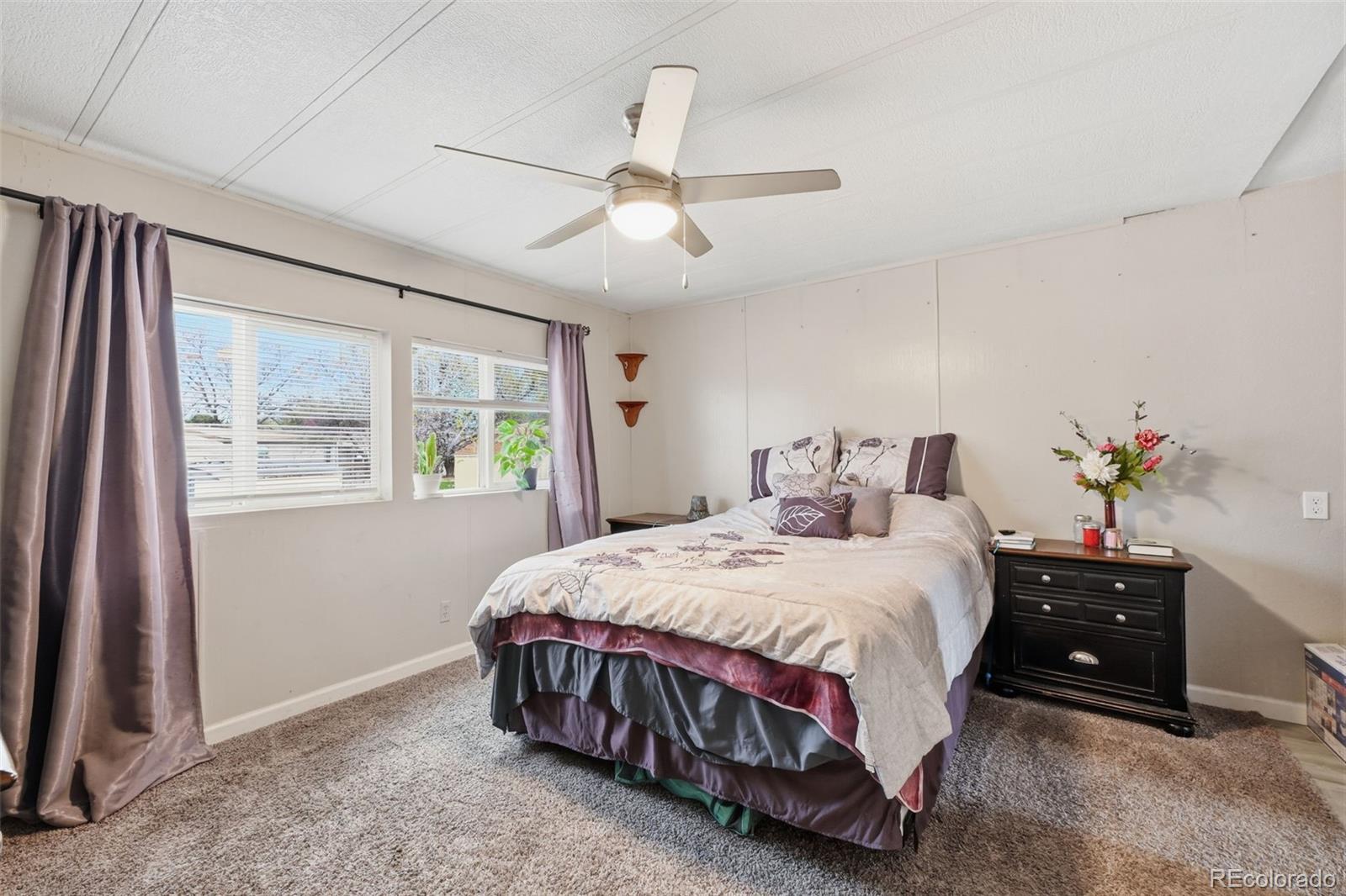1095 Western Drive Colorado Springs CO 80915