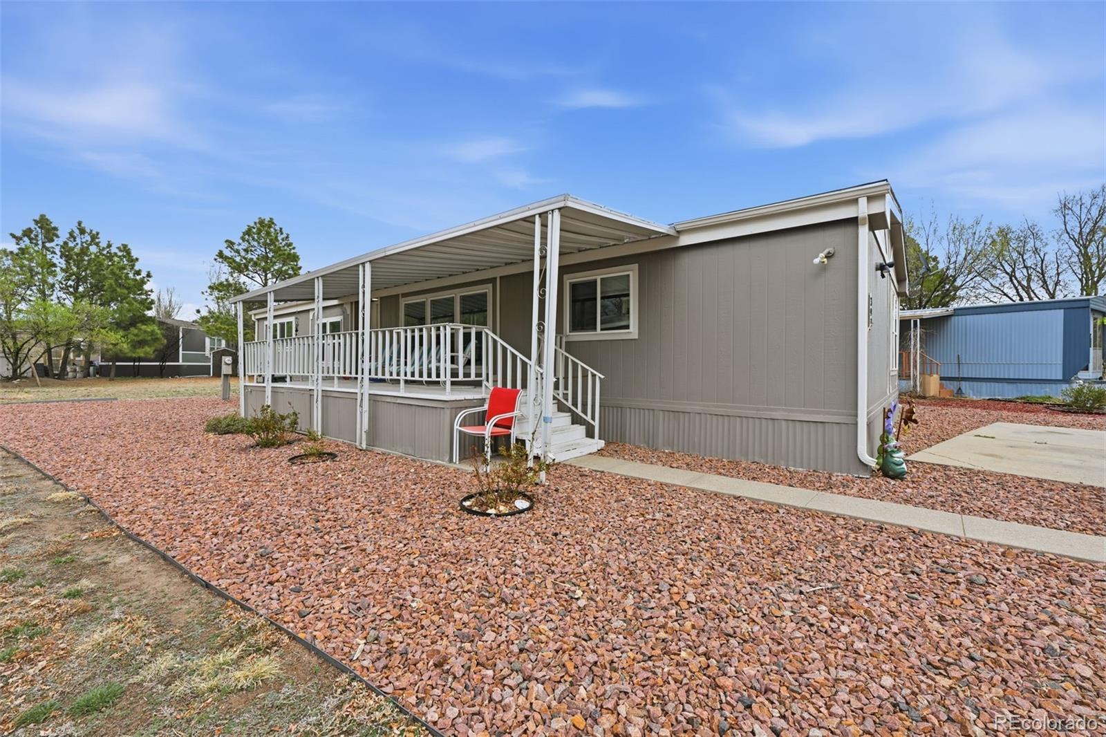 1095 Western Drive Colorado Springs CO 80915