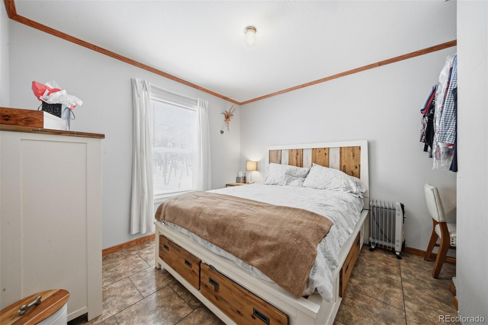 27572 State Highway 67 Woodland Park CO 80863