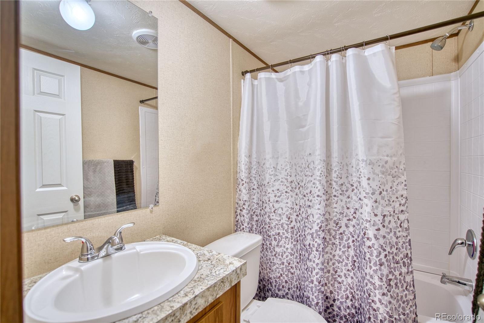 218 Grape Street Hudson CO 80642