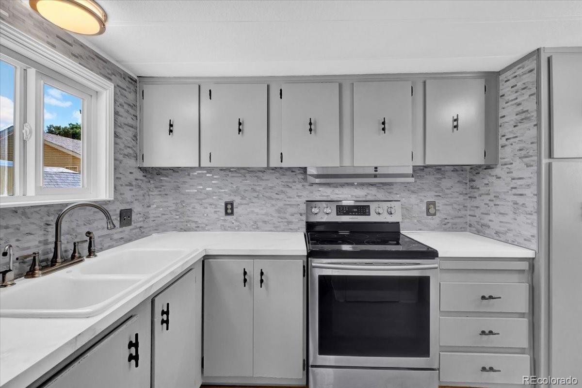 1400 S Collyer Street Longmont CO 80501