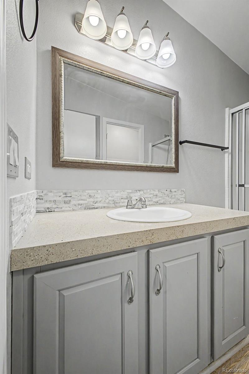 129 Ponderosa Circle Golden CO 80401