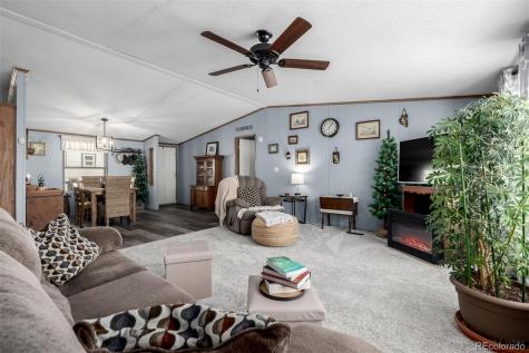 1095 Western Drive Colorado Springs CO 80915