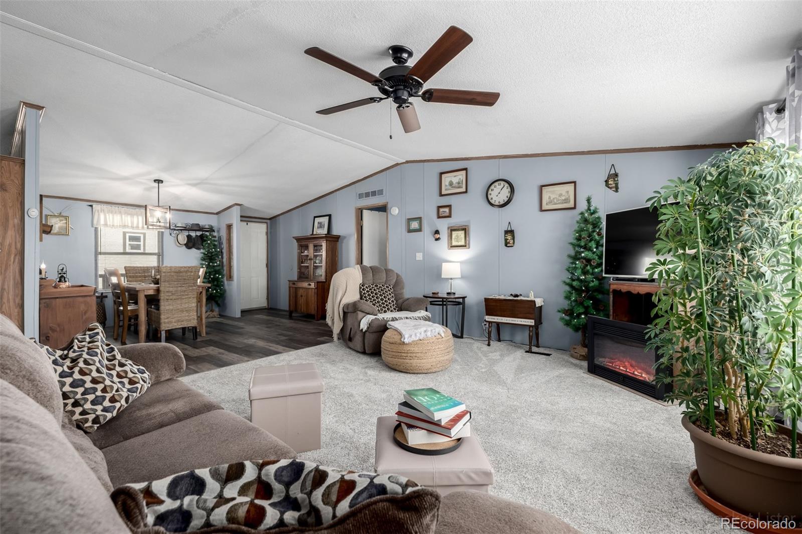 1095 Western Drive Colorado Springs CO 80915