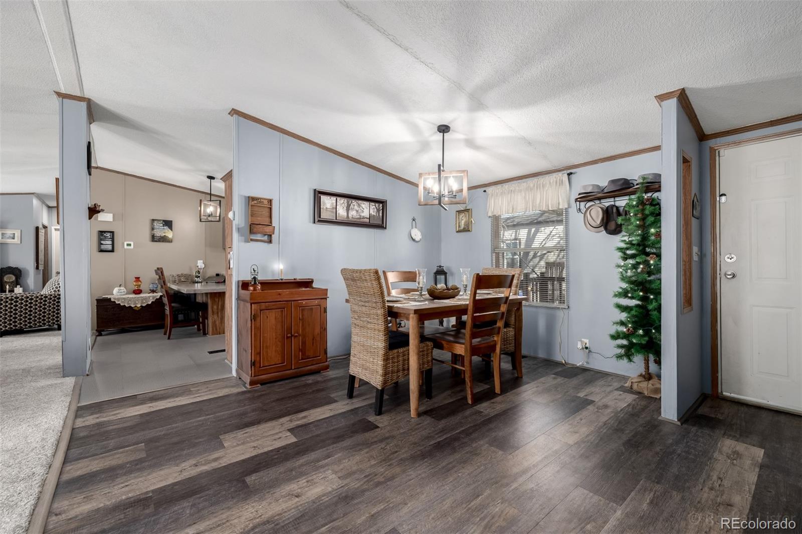 1095 Western Drive Colorado Springs CO 80915