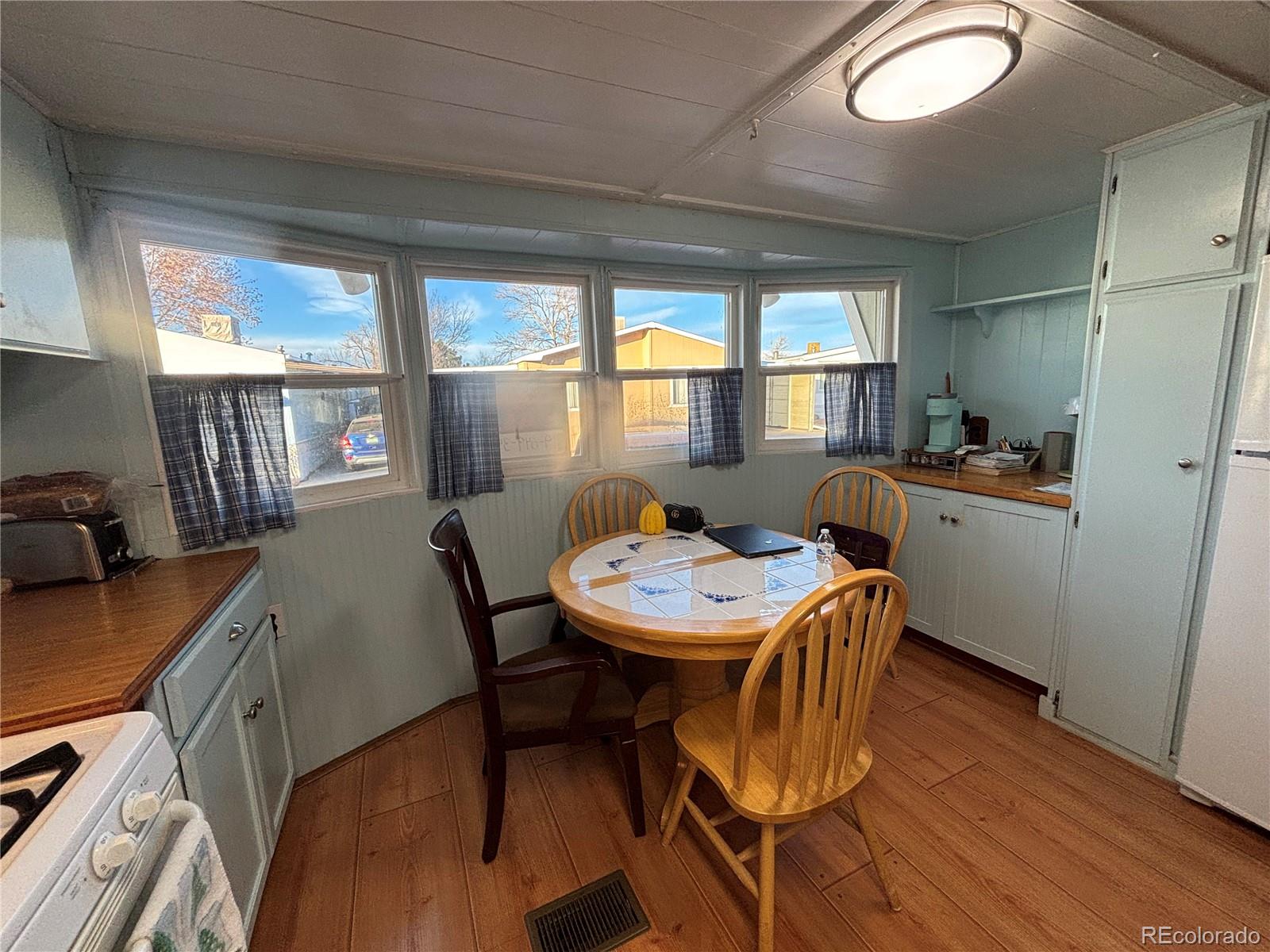 205 N Murray Colorado Springs CO 80916