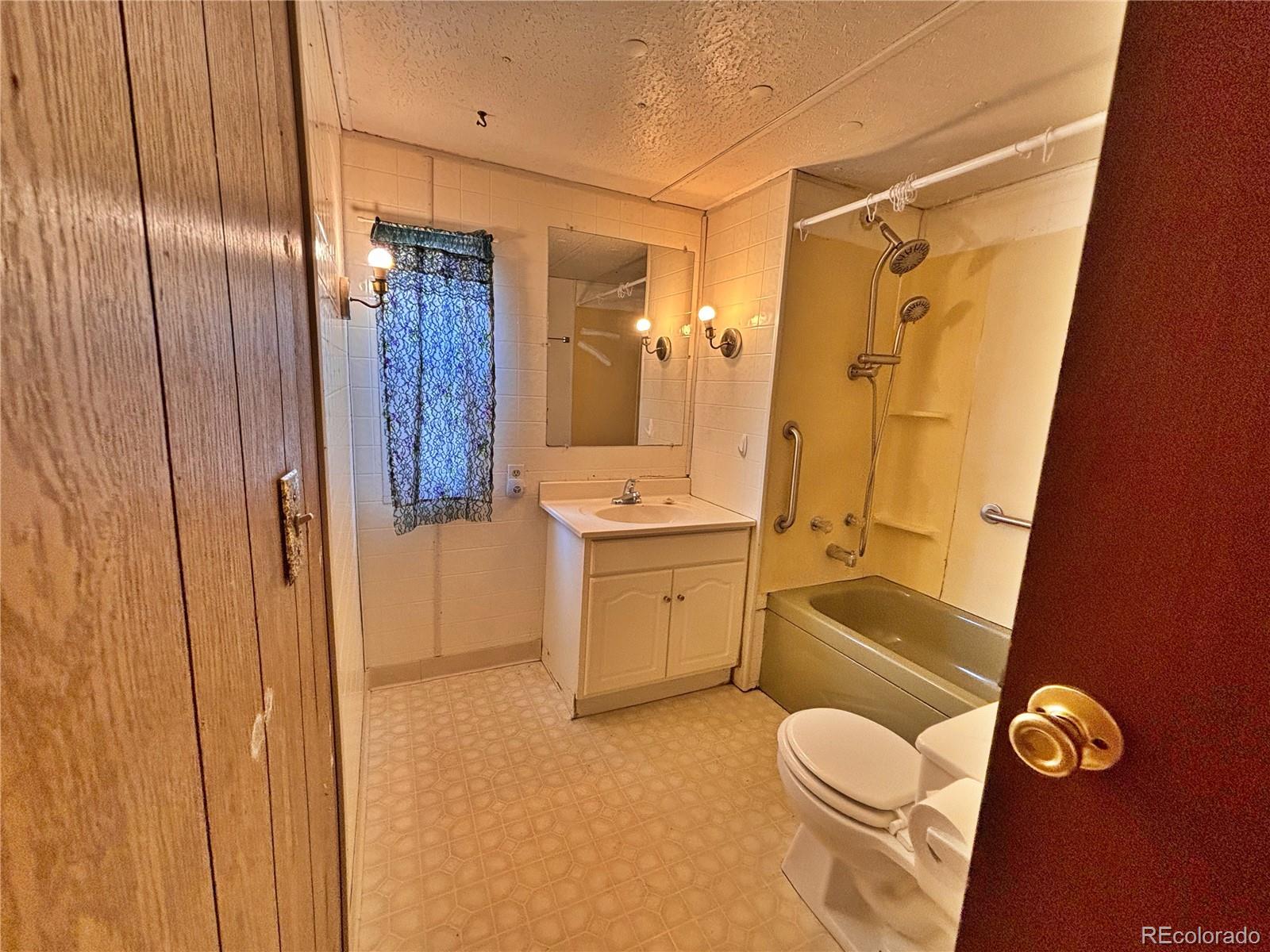 1616 E 78th Street Denver CO 80229