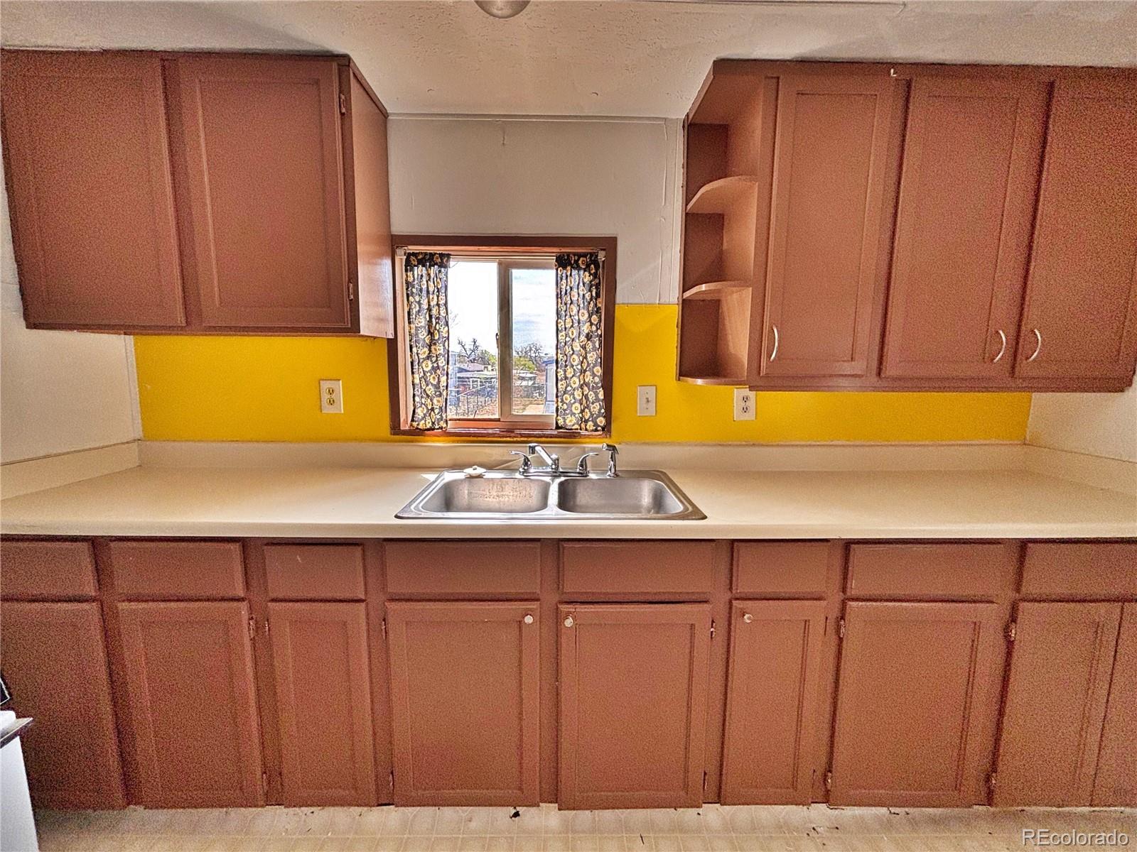 1616 E 78th Street Denver CO 80229