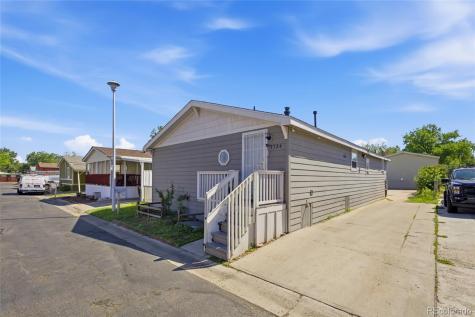 1724 Clark Street Aurora CO 80011