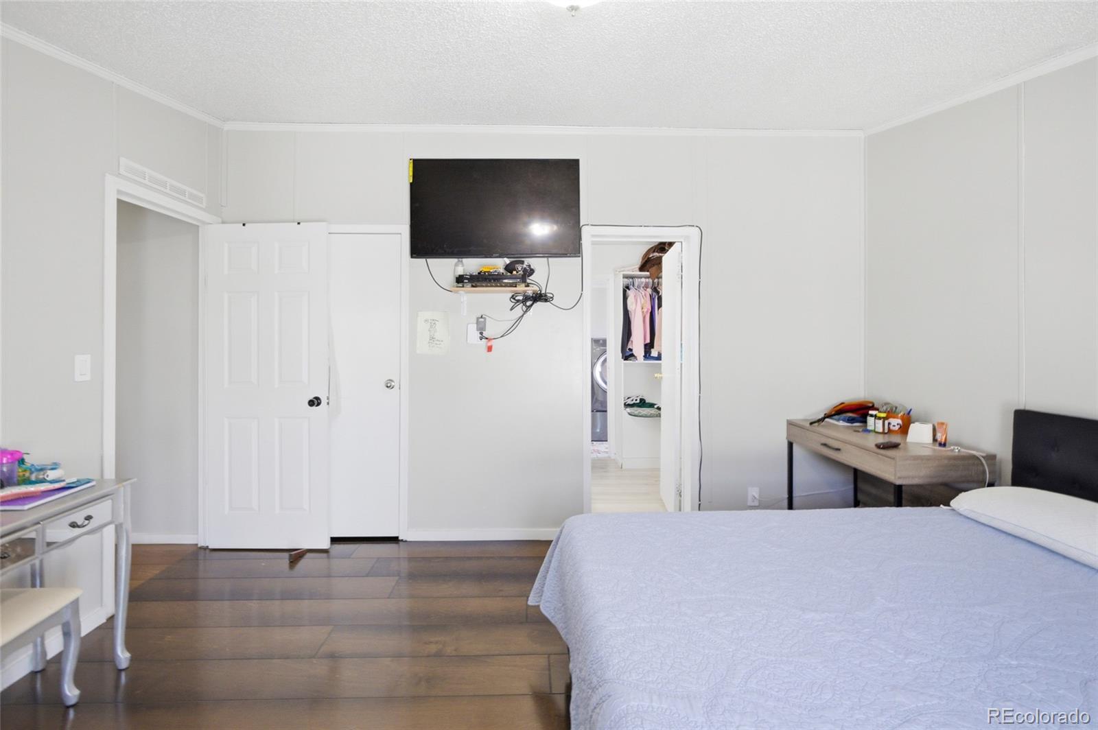 1724 Clark Street Aurora CO 80011