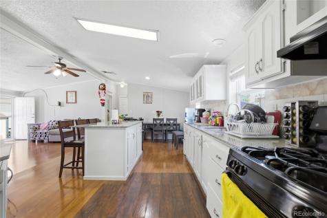1724 Clark Street Aurora CO 80011