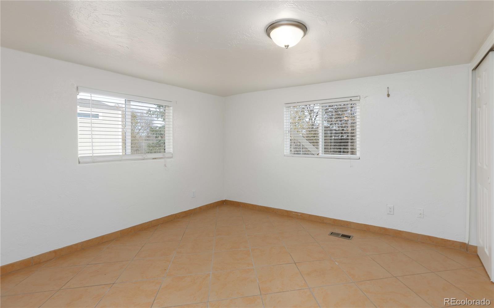 1095 Western Drive Drive Colorado Springs CO 80915
