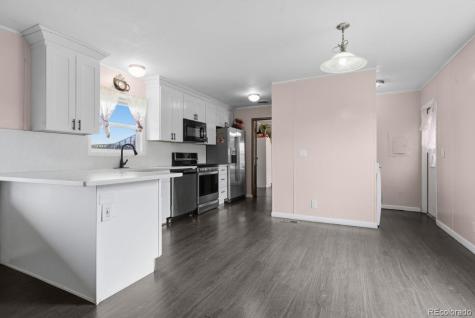 15814 Colfax Avenue Aurora CO 80011