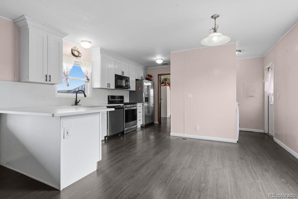 15814 Colfax Avenue Aurora CO 80011