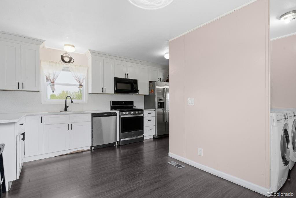 15814 Colfax Avenue Aurora CO 80011