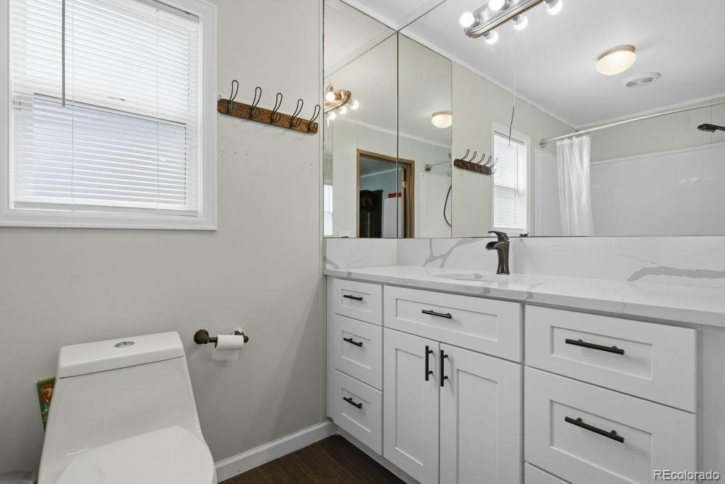 15814 Colfax Avenue Aurora CO 80011