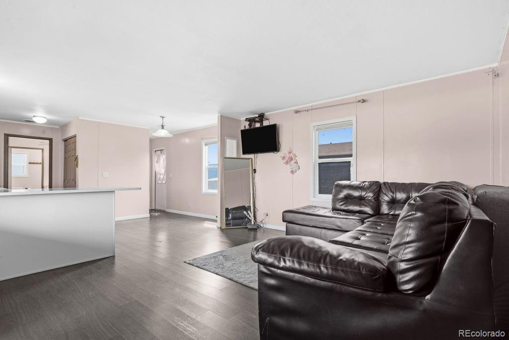 15814 Colfax Avenue Aurora CO 80011