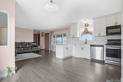 15814 Colfax Avenue Aurora CO 80011