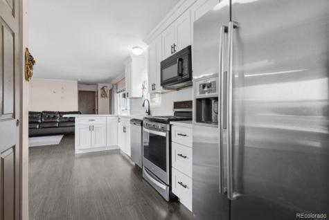 15814 Colfax Avenue Aurora CO 80011