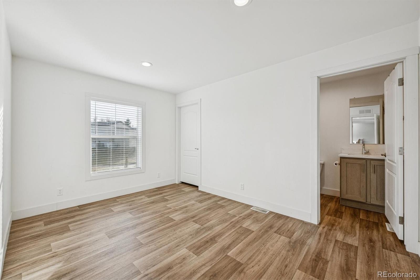 9400 Elm Court Denver CO 80260