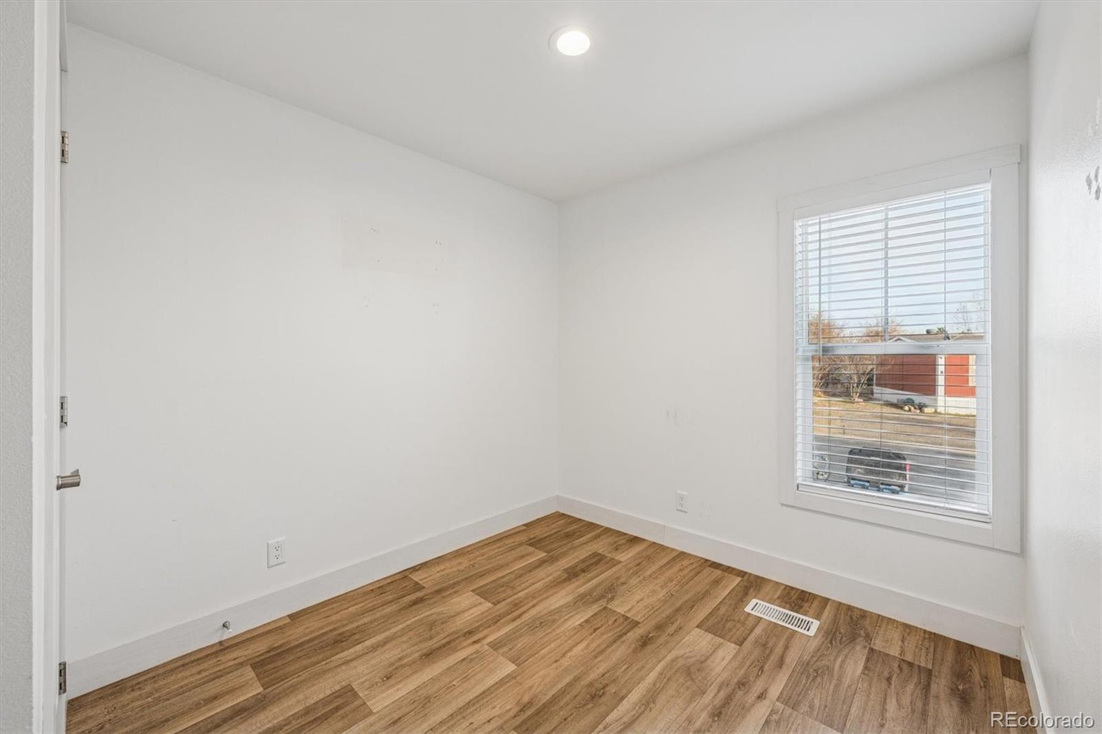 9400 Elm Court Denver CO 80260