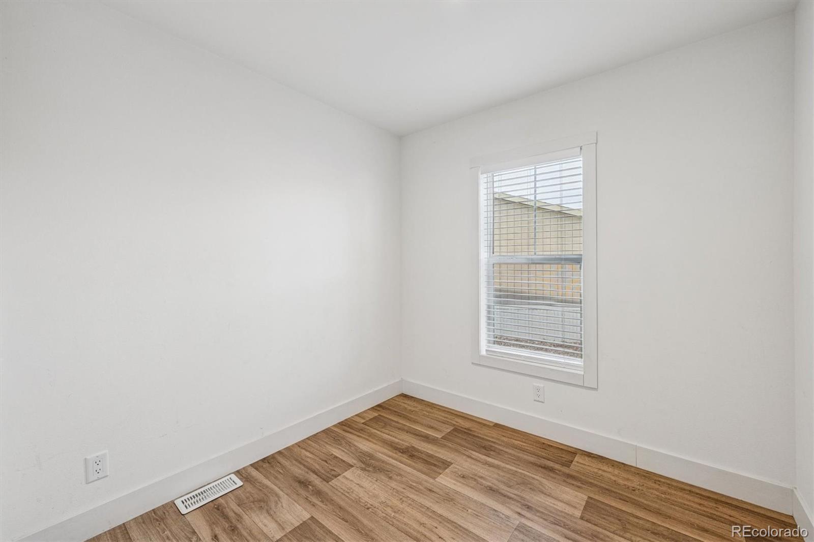 9400 Elm Court Denver CO 80260