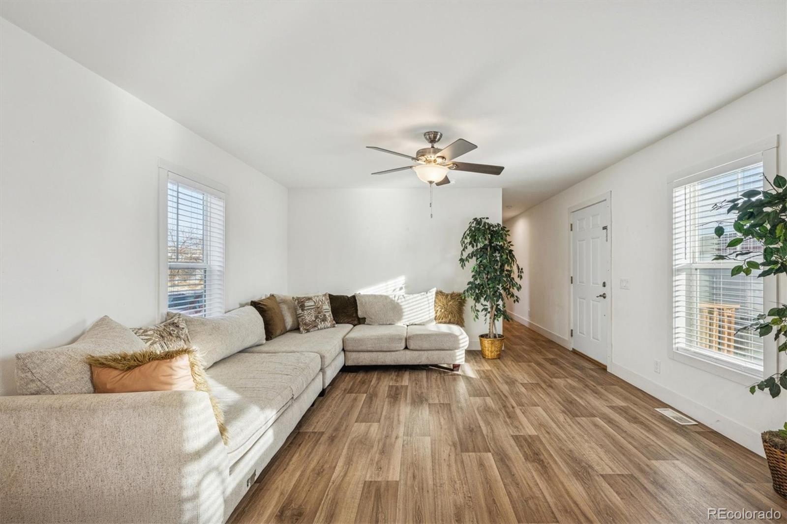 9400 Elm Court Denver CO 80260