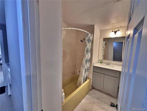 5250 W 53rd Avenue Arvada CO 80002